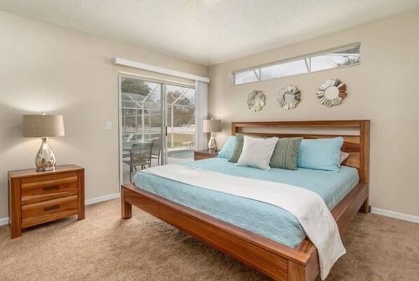 4 habitaciones, decoración personalizada y muebles diferentes