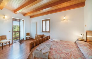3 chambres, lit de bébé portatif, accès au Wi-Fi (inclus)