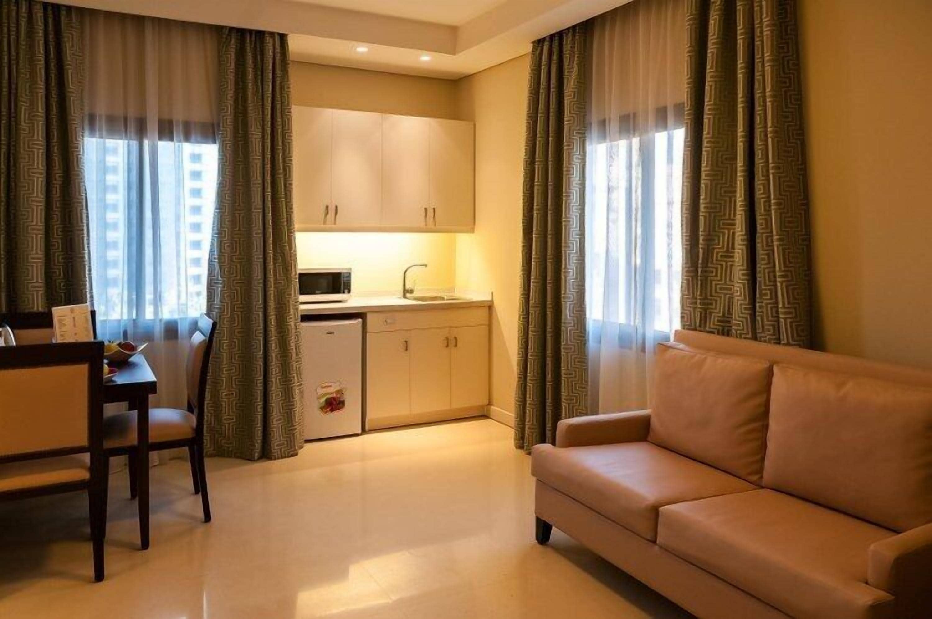 Photo - The Parisian Hotel