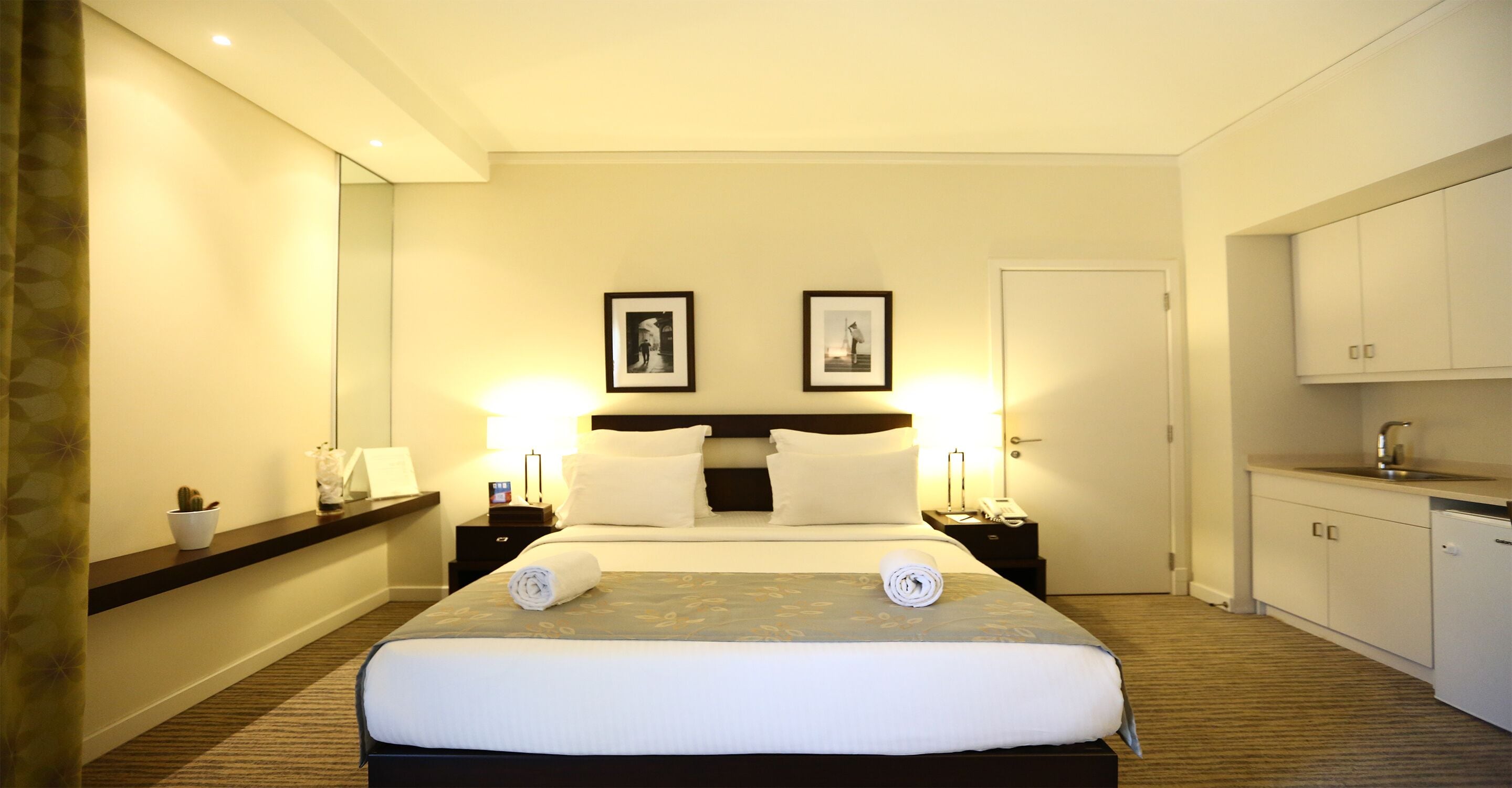 Photo - The Parisian Hotel