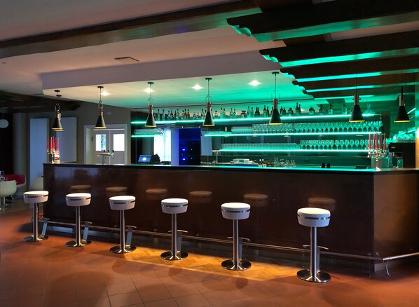 Bar (on property) - Seehotel Louise (Gransee)
