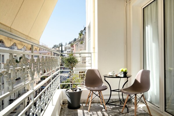 Luksusleilighet, byutsikt | Balkong