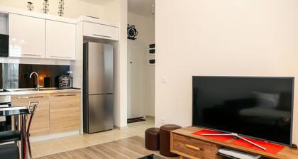 Hosthub Apartment at Green Diamond C2