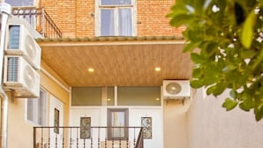Unclassified image, 4 of 34, button - Metekhi Corner Apartments (Tbilisi)