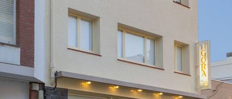 Majoituspaikan sisäänkäynti