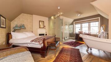 Very Lovely Room | Individuelt design, individuel indretning, skrivebord