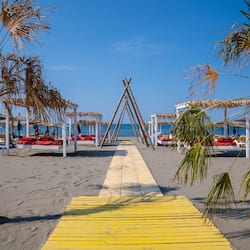Private beach, white sand, sun-loungers, beach umbrellas