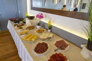Gratis frukostbuffé varje dag 