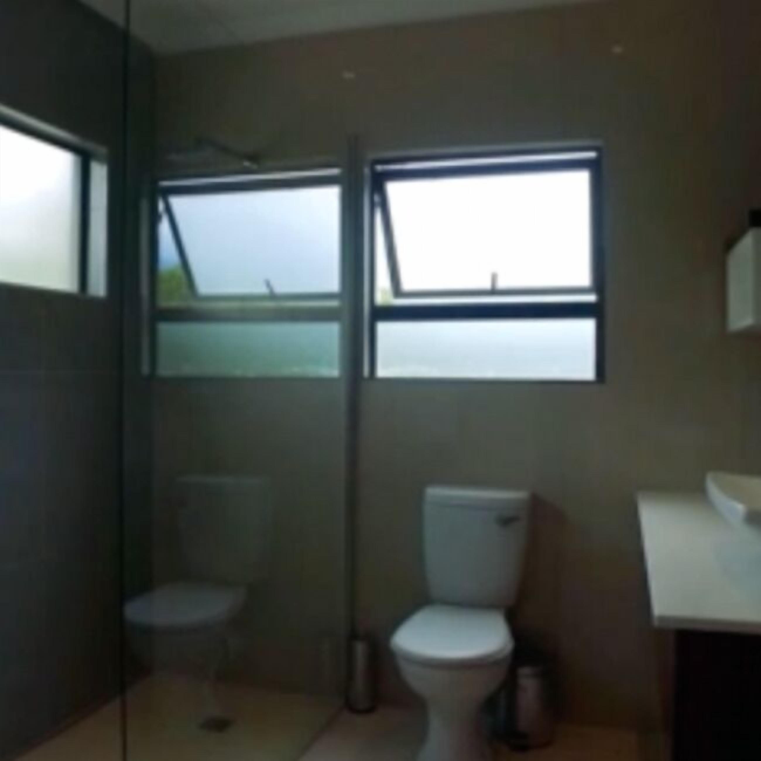 luxury studio (lakeside) | bathroom | shower, rainfall showerhead, free toiletries, towels