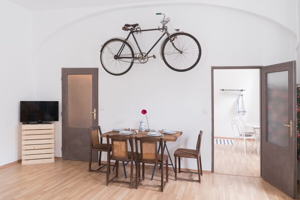 Apartment | In-room dining