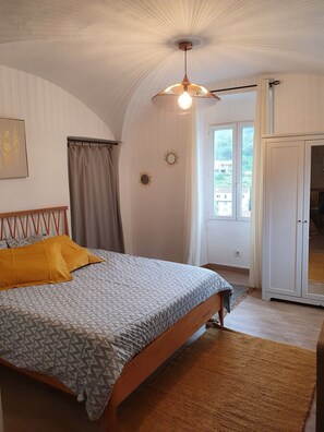 1 bedroom, iron/ironing board, WiFi, bed sheets - Sartene: Studio - SARTENE (Sartène)