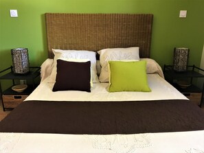 Individually decorated, individually furnished, free cots/infant beds
