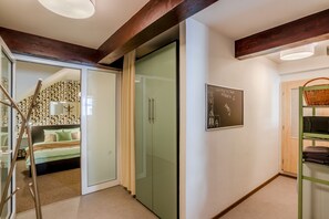 Departamento urbano, vista a la ciudad | Área de sala de estar | Smart TV y Netflix 