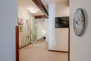 Departamento urbano, vista a la ciudad | Área de sala de estar | Smart TV y Netflix 