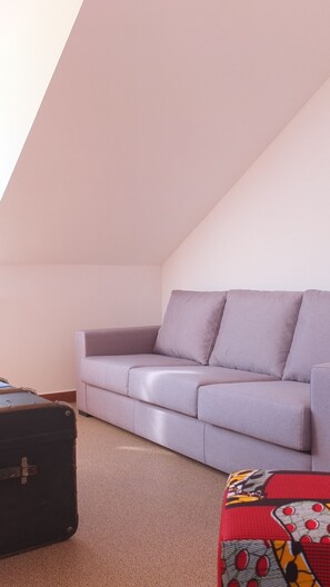 Living area - Boa Nova Guesthouse (Lisbon)