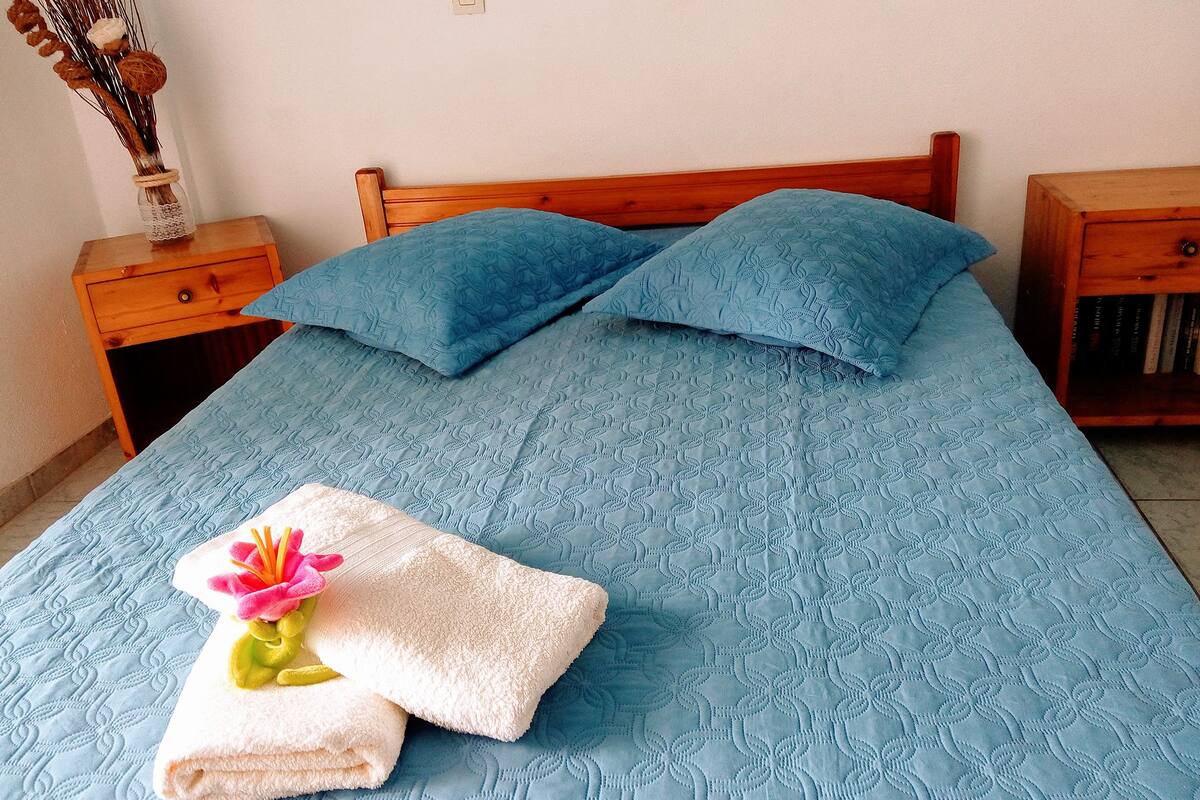 双人房, 阳台, 海景 | 熨斗/熨衣板、免费婴儿床、免费 WiFi、床单