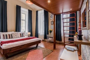 Klassiek appartement | 1 slaapkamer, individueel gedecoreerd, individueel gemeubileerd