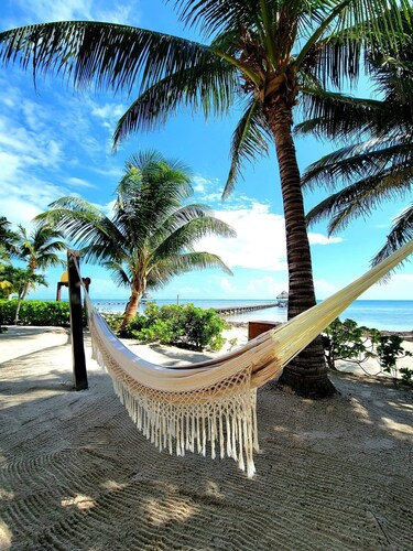 Indigo Belize 3C 3 Bedroom Condo by RedAwning