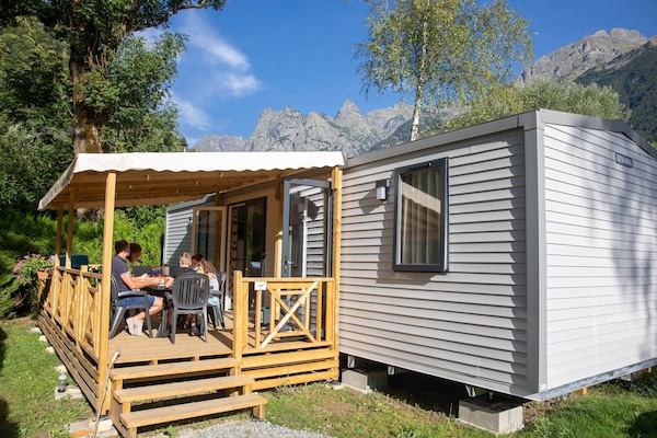 Stacaravan (Muzelle) | Voorkant van accommodatie