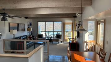 Condo, 2 Bedrooms | Interior