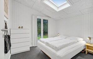 4 chambres, lit parapluie