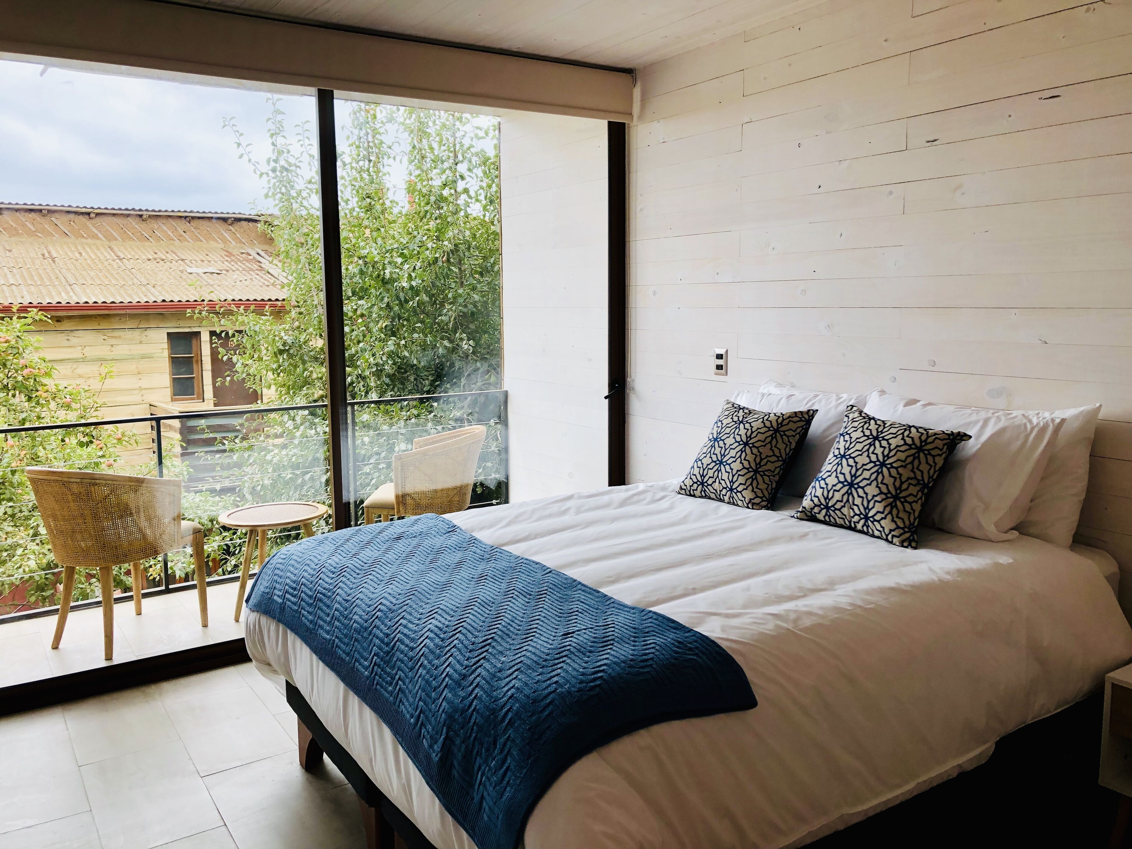 deluxe double room | premium bedding, down duvets, pillow-top beds, free wifi