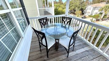 Rumah, 4 kamar tidur | Tempat makan outdoor