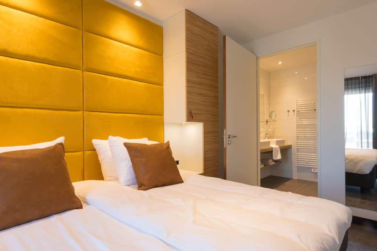 1 bedroom, hypo-allergenic bedding, free wifi, bed sheets