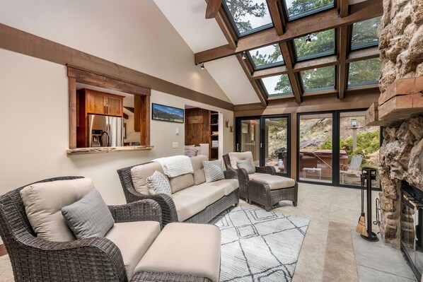 Talo, 2 makuuhuonetta | Olohuone