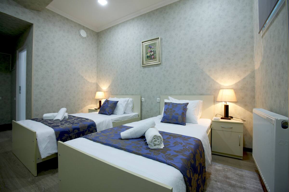 Desk, soundproofing, iron/ironing board, free cots/infant beds