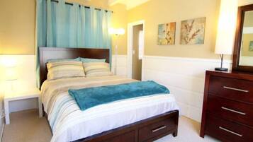 1 bedroom, iron/ironing board, WiFi, bed sheets