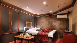 ห้องเบสิก, เตียงควีนไซส์ 1 เตียง, สูบบุหรี่ได้ | ผ้านวมขนเป็ด, ห้องเก็บเสียง, Wi-Fi ฟรี, ห้องพักตกแต่งอย่างมีเอกลักษณ์