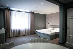 Junior Suite - Olympica Hotel (Almaty)