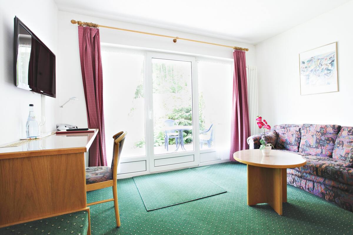 standard double room, private bathroom | 1 bedroom