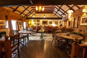 Restaurant - The Tankerville Arms (Alnwick)