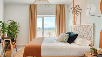 Standard Single Room | Free WiFi, bed sheets