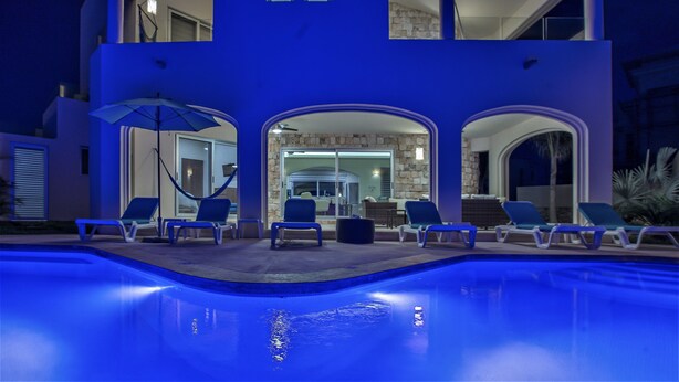 Unclassified image, 1 of 32, button - Casa Elegante (Isla Mujeres)