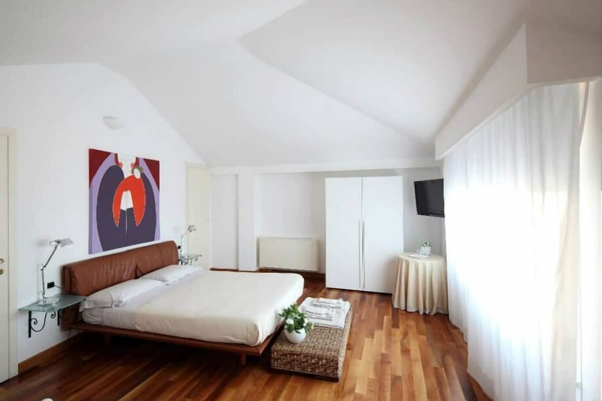 Double Room (Platinum) | Free WiFi