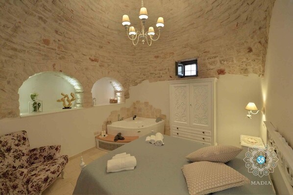 Suite Luxe, 2 chambres, bain à remous (Ulivo)