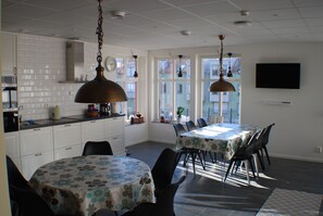 Fridge, microwave - Go To Sleep Arvika - Hostel (Arvika)