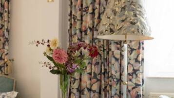 Single Room | Soundproofing, free WiFi, bed sheets