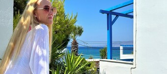 Sea View Apartments & Studios