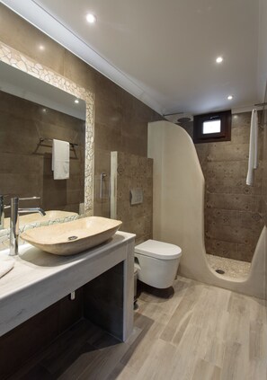 Exclusive Villa, 3 Bedrooms | Bathroom