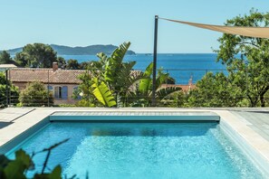 Piscine extérieure, piscine chauffée