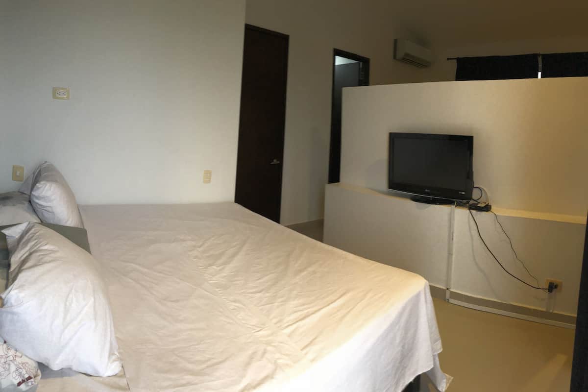 Comfort Apartment, Non Smoking, Lake View