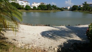 Unclassified image, 4 of 68, button - Exclusive Apartment Lake View (Cartagena)