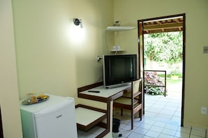 Quarto standard | Frigobar, escrivaninha, cortinas blackout, Wi-Fi de cortesia