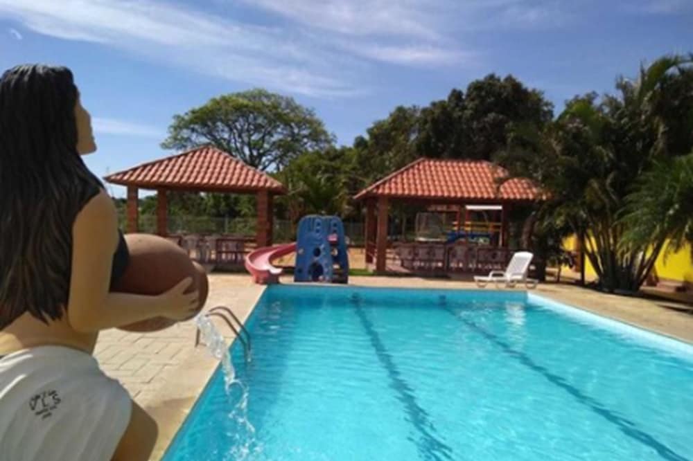 Hotel Serrano