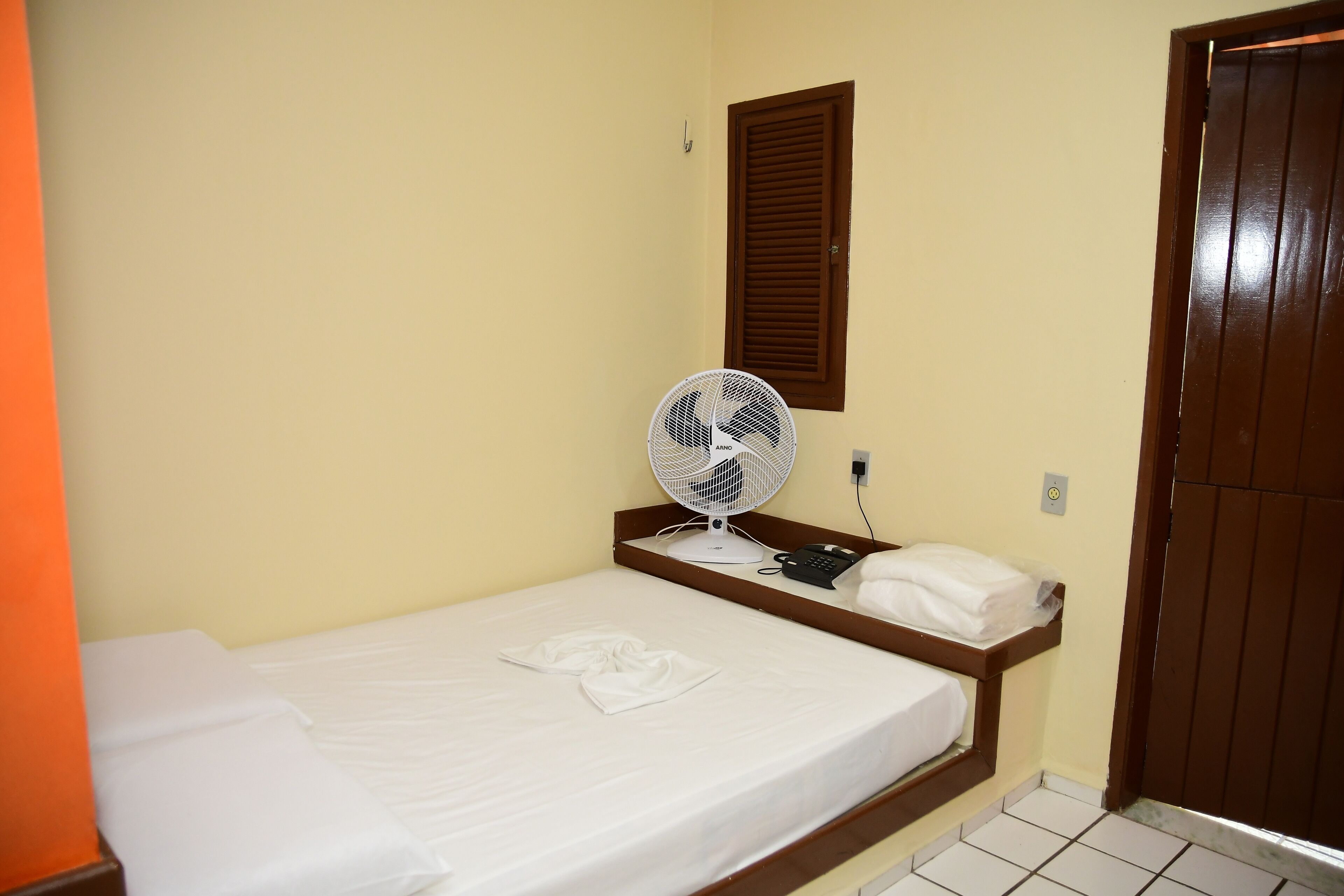 standard room | minibar, desk, blackout curtains, free wifi