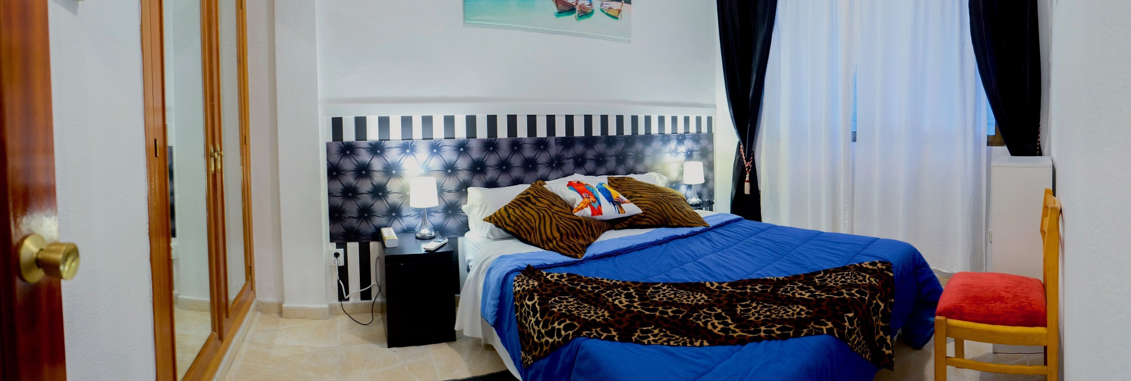 1 slaapkamer, een kluis op de kamer, individueel gemeubileerd